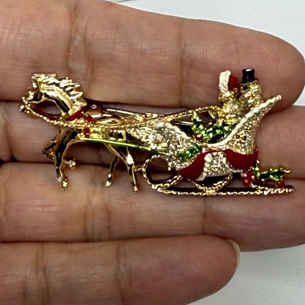 Vintage Steven Marc 1987 Horse Drawn Carriage Holiday Christmas Brooch